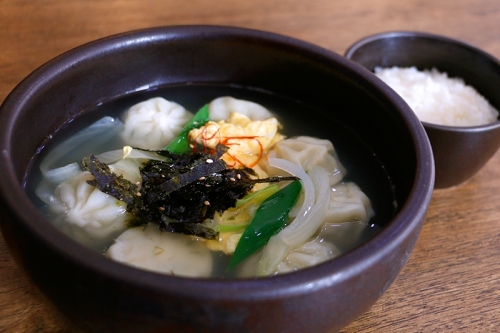 만두국밥 (DumplingGukbap)